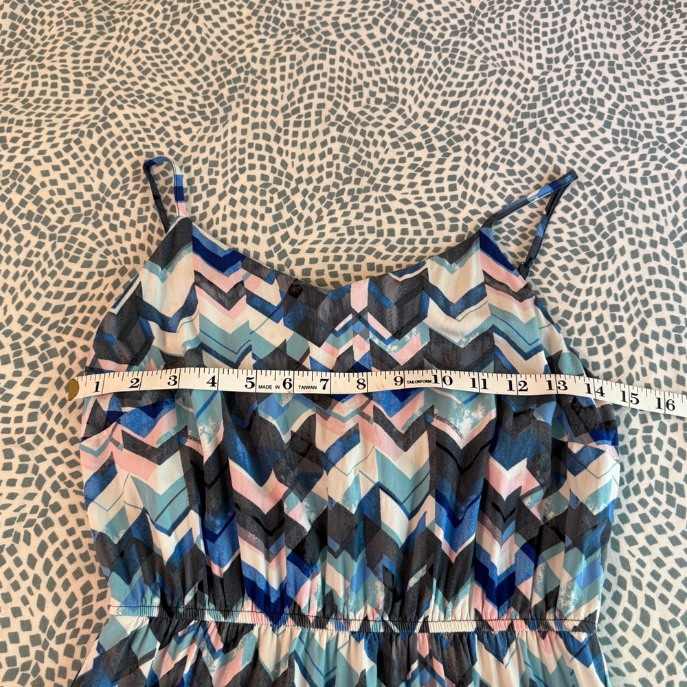 GAP | Chevron Midi Dress - Picture 5 of 9